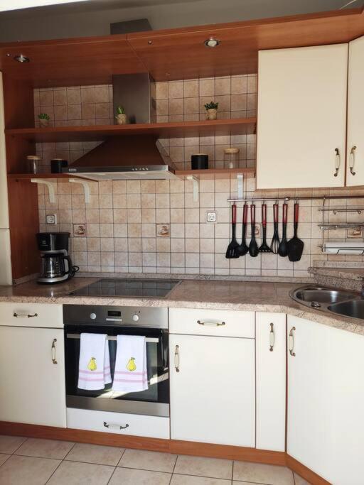 Bird View Apartment Carlissima Трогир Екстериор снимка
