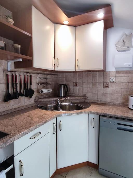 Bird View Apartment Carlissima Трогир Екстериор снимка
