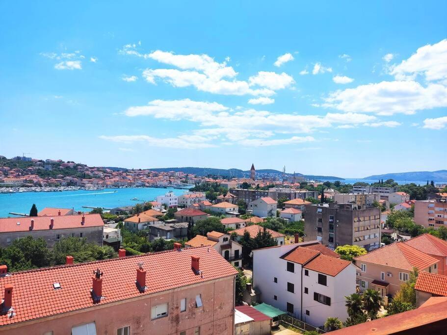 Bird View Apartment Carlissima Трогир Екстериор снимка